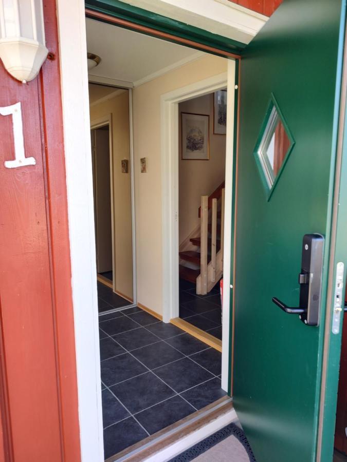 Tjeldsundbrua Overnatting - Sjohus1 Evenskjer Экстерьер фото